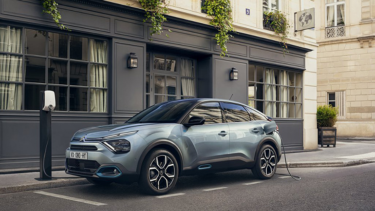 Το νέο Citroen C4 αλλάζει επίπεδο – Θα διατίθεται με βενζίνη, diesel και ηλεκτροκινητήρα